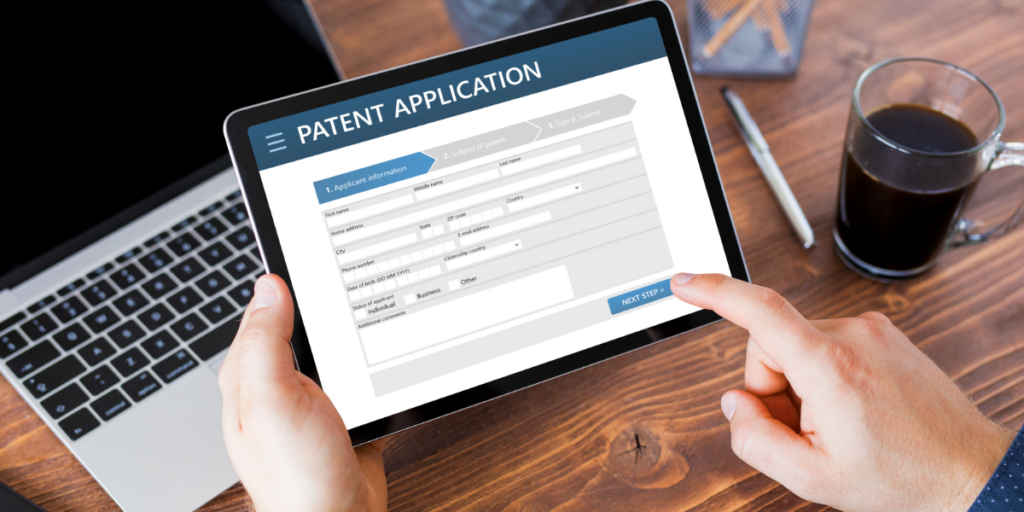 How Patent Examiners Review Applications